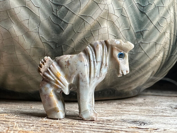 Speksteen Paardje 3,5cm #006